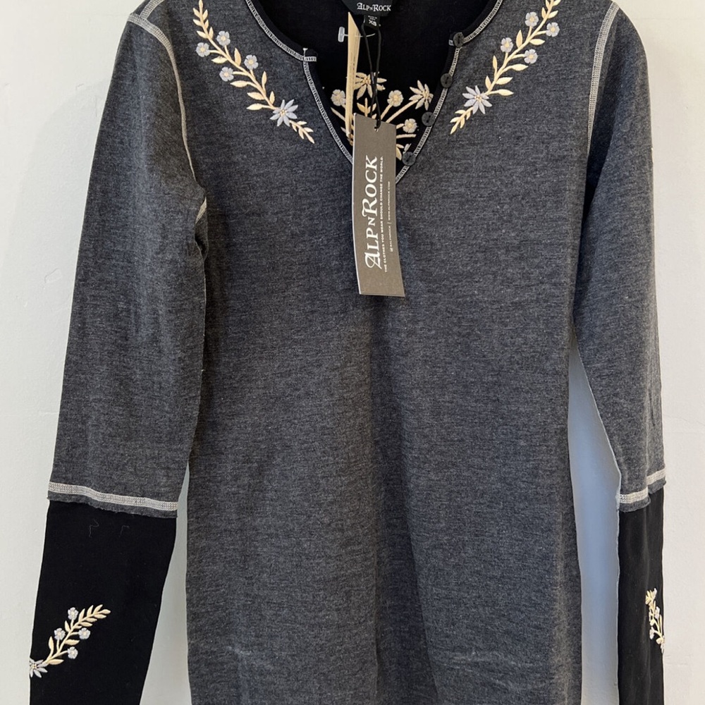 Alp N Rock Mountain Flower Henley. New with tags. - Picture 3 of 4